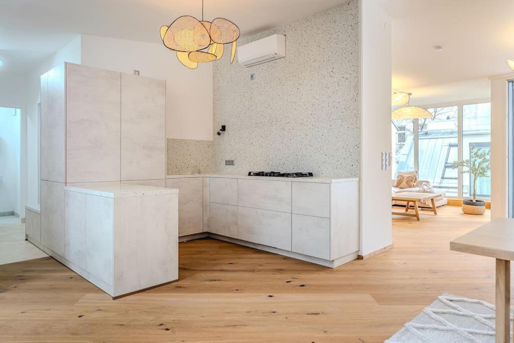 Neustift Deluxe Apartment Vienna Exterior photo
