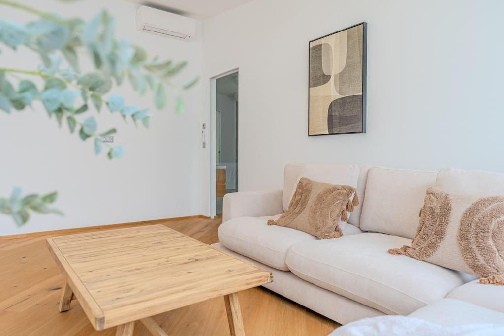 Neustift Deluxe Apartment Vienna Exterior photo