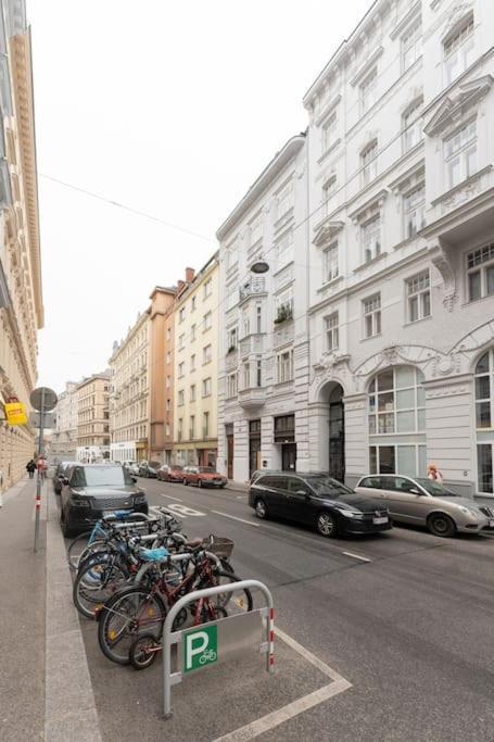 Neustift Deluxe Apartment Vienna Exterior photo